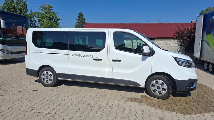 Renault Trafic – mikrobus Pravecbus