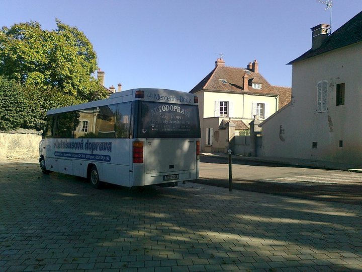Autobus Pravec bus ve Francii